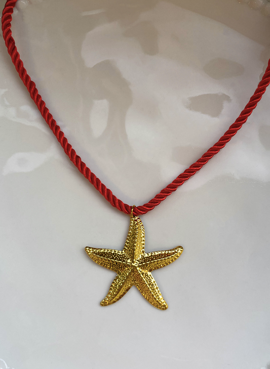 Collier cordon rouge - étoile de mer