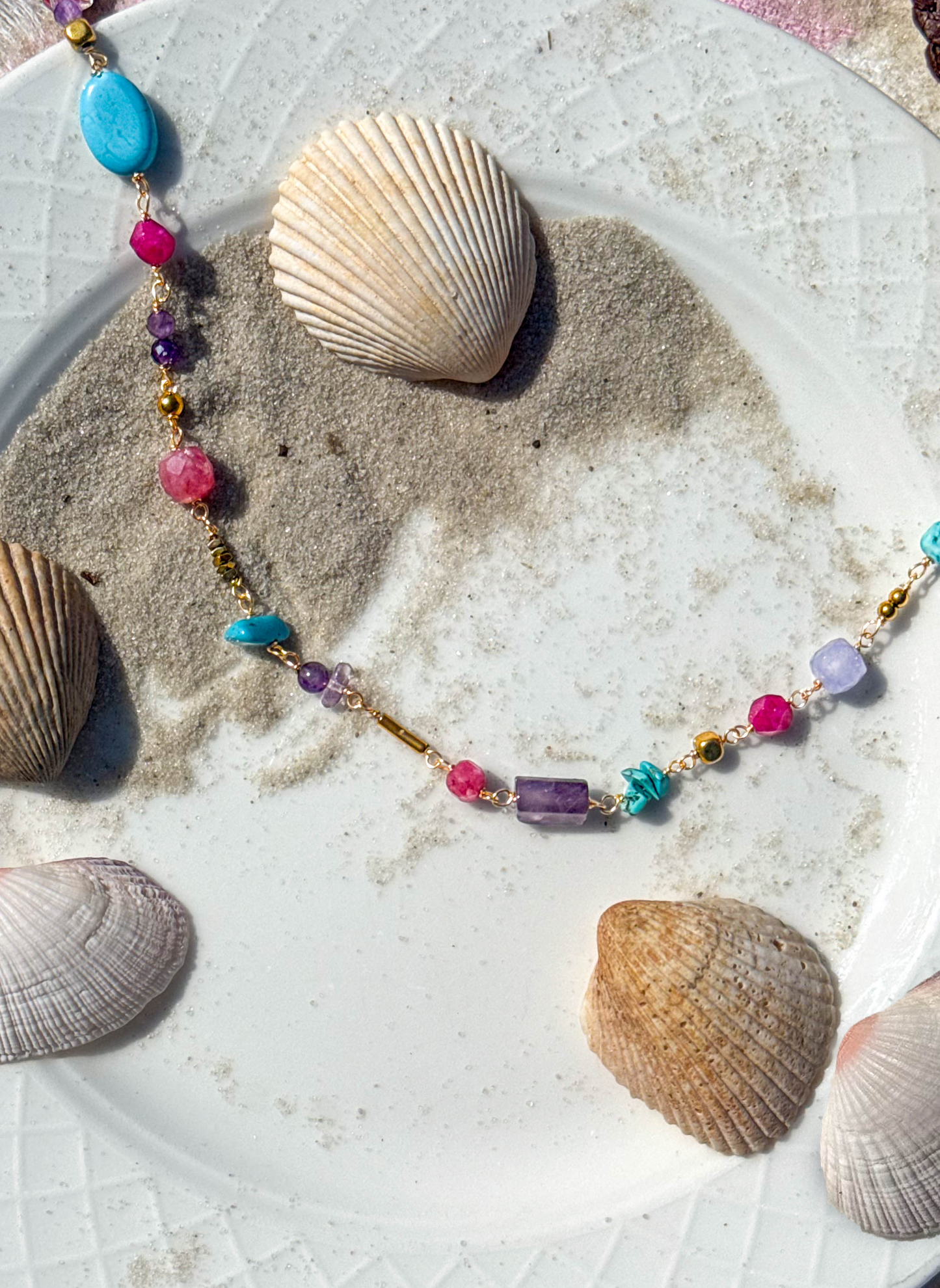 Collier Sanuk